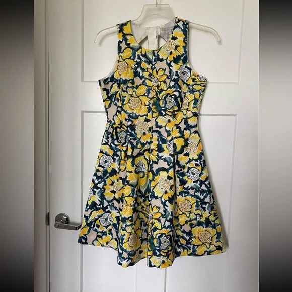 H&M | Dresses | Hm Mediumlarge Dress Super Cute Dress With Pockets Hm Size  | Poshmark